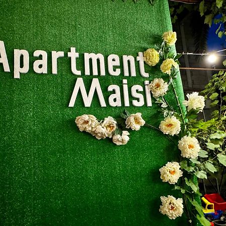 Apartment Maisi Batumi Exteriör bild