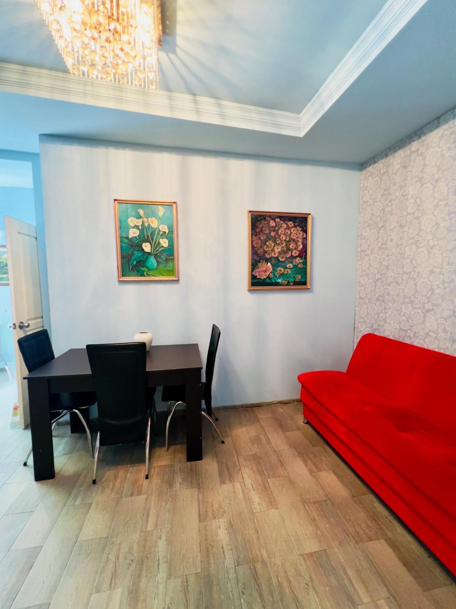 Apartment Maisi Batumi Exteriör bild
