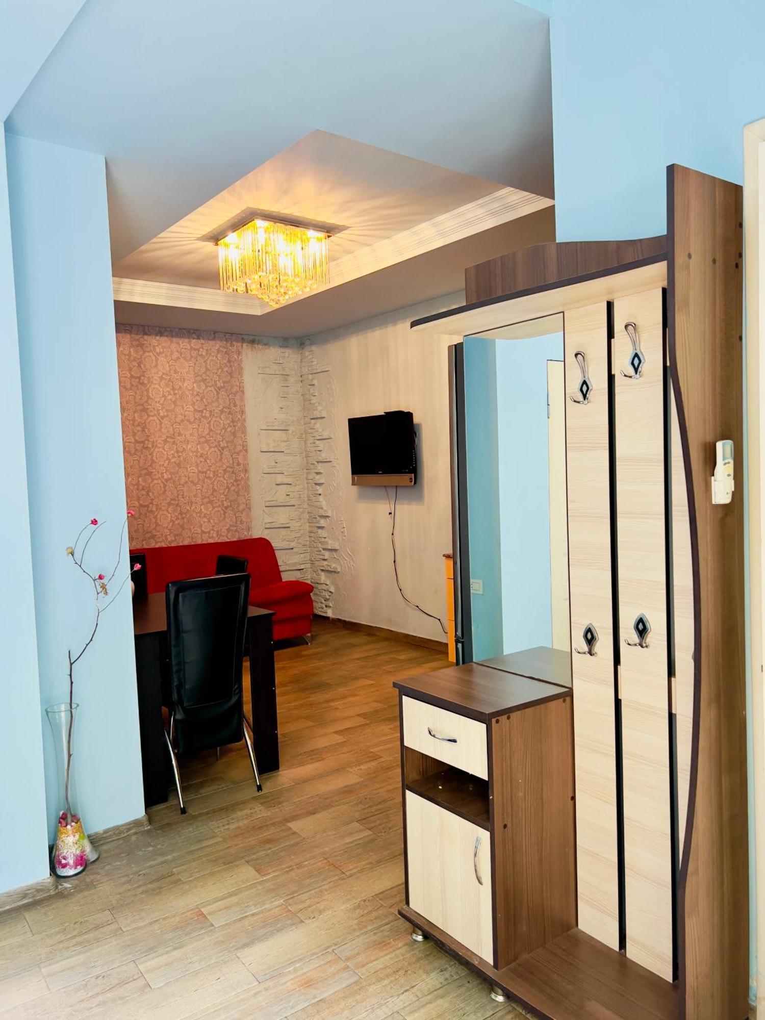 Apartment Maisi Batumi Exteriör bild
