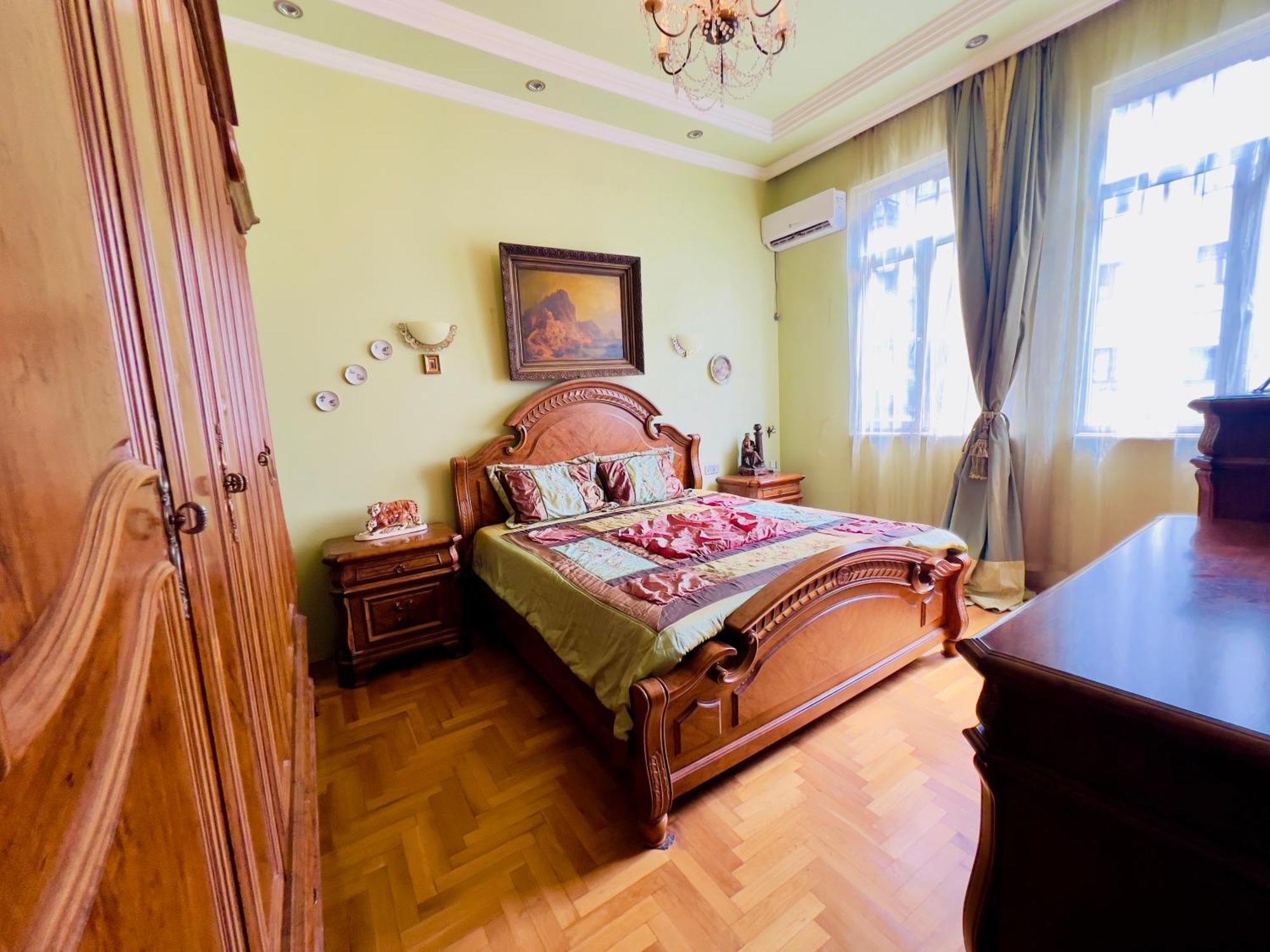 Apartment Maisi Batumi Exteriör bild